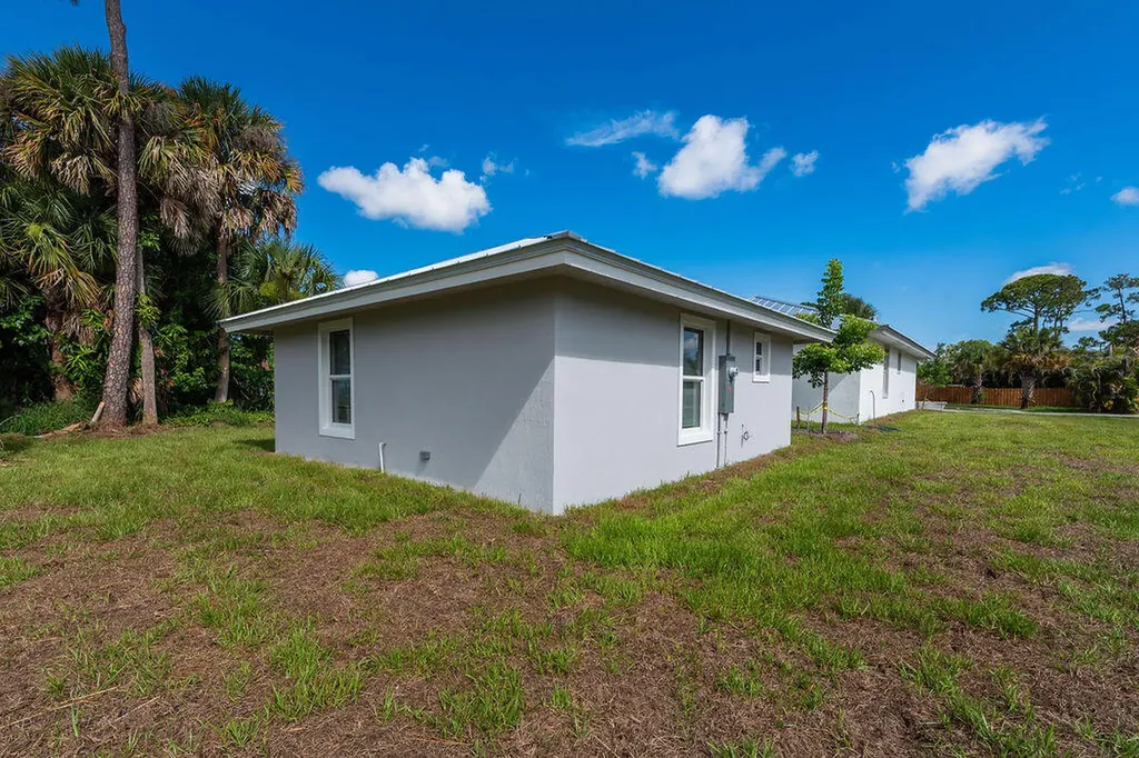 3018 SE Iris Street Stuart FL 34997