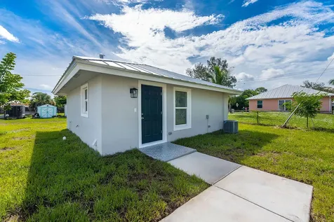 3018 SE Iris Street Stuart FL 34997