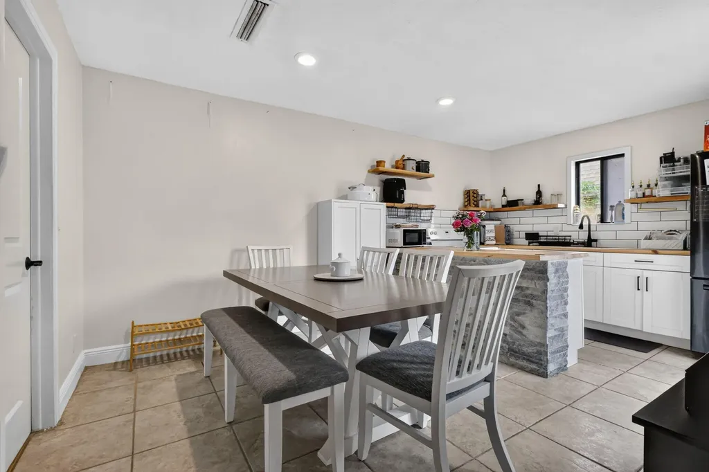1201 Waterview Circle Palm Springs FL 33461