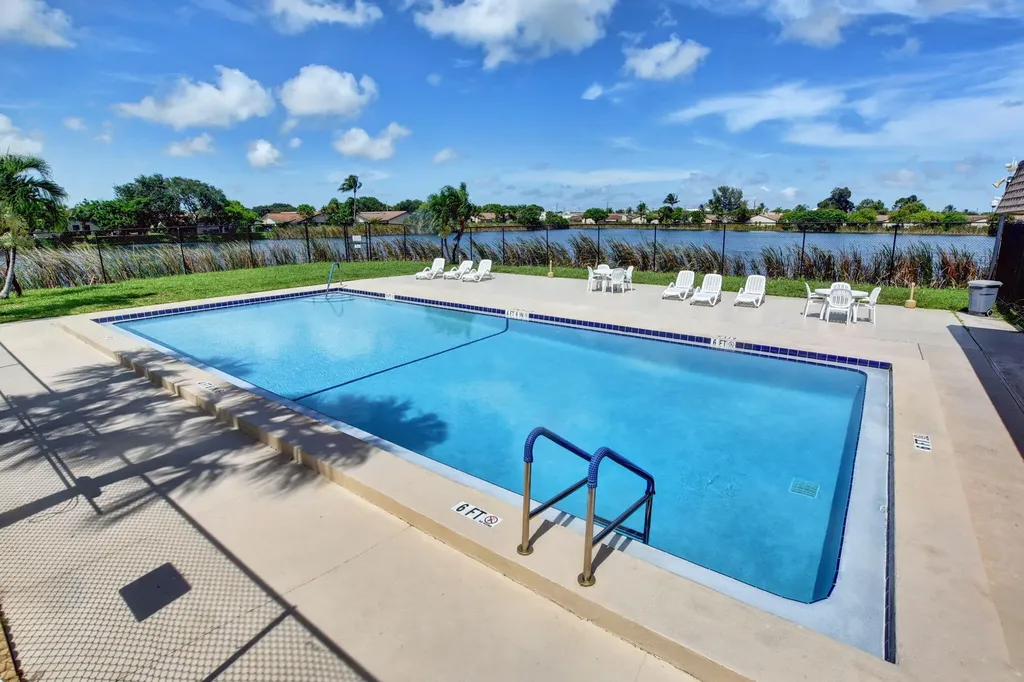 1201 Waterview Circle Palm Springs FL 33461