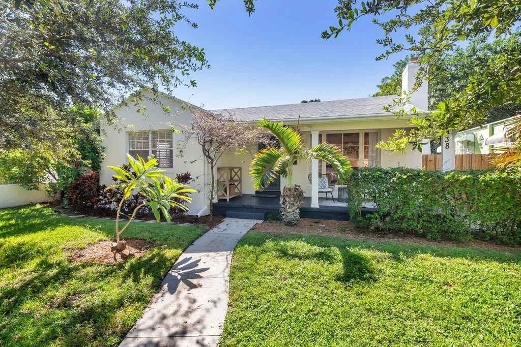438 38th Street West Palm Beach FL 33407