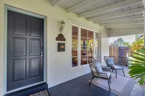 438 38th Street West Palm Beach FL 33407