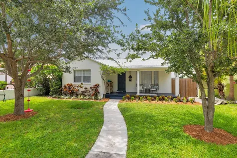 438 38th Street West Palm Beach FL 33407