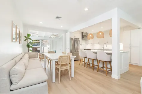 438 38th Street West Palm Beach FL 33407