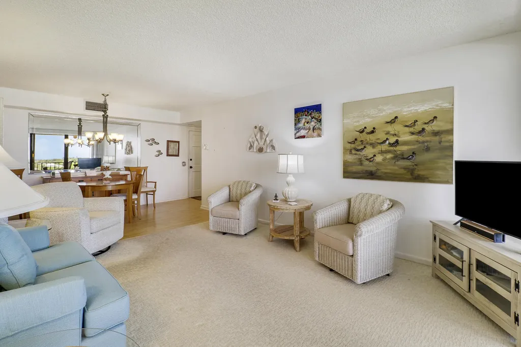 225 S Beach Road Jupiter FL 33469