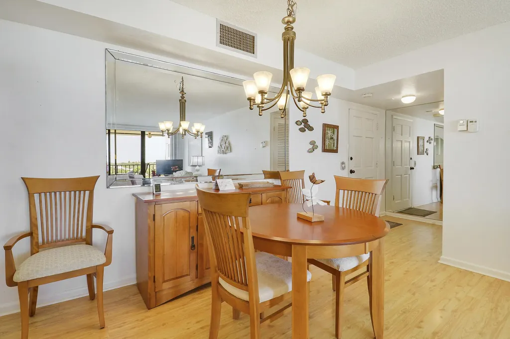 225 S Beach Road Jupiter FL 33469