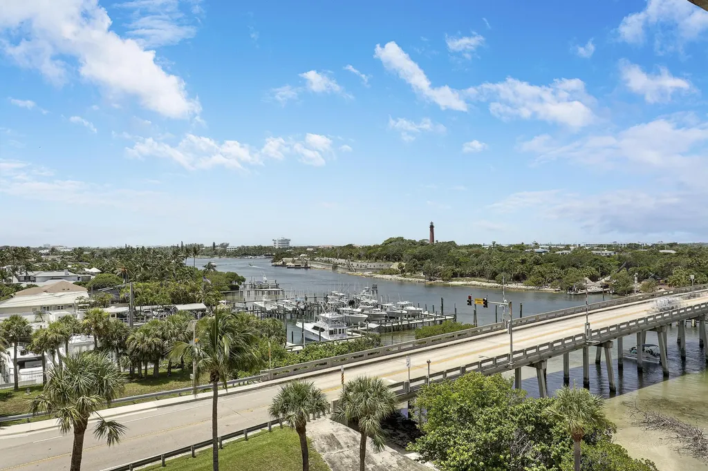 225 S Beach Road Jupiter FL 33469