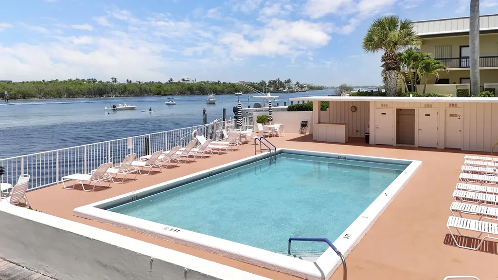 225 S Beach Road Jupiter FL 33469