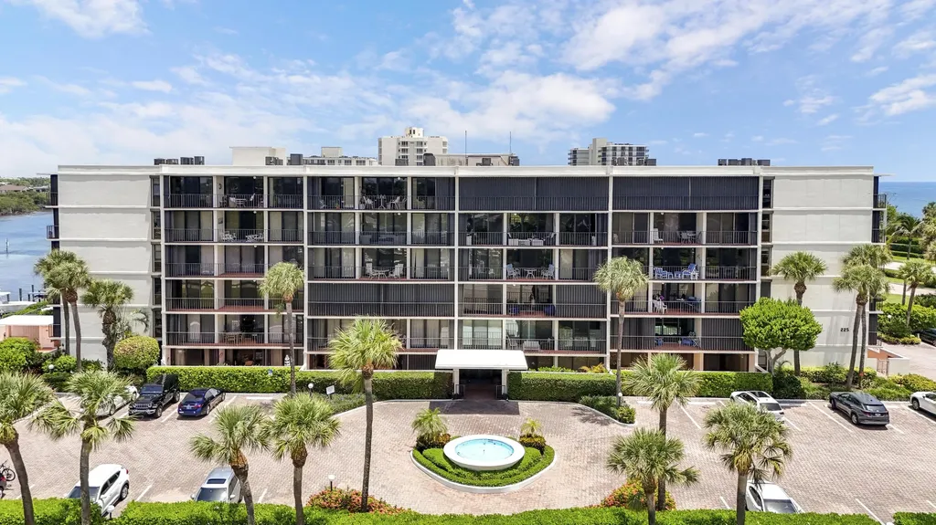 225 S Beach Road Jupiter FL 33469