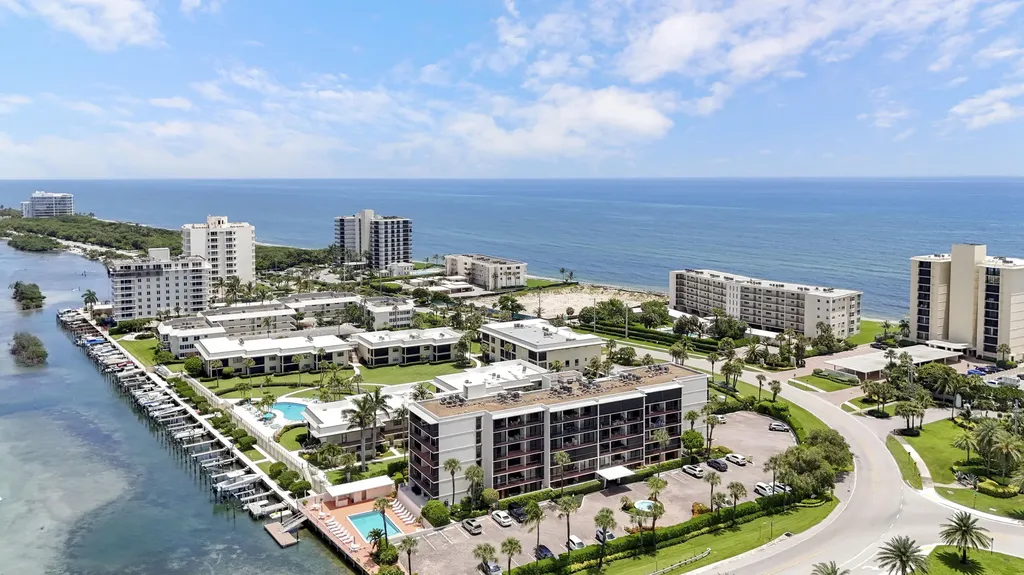 225 S Beach Road Jupiter FL 33469