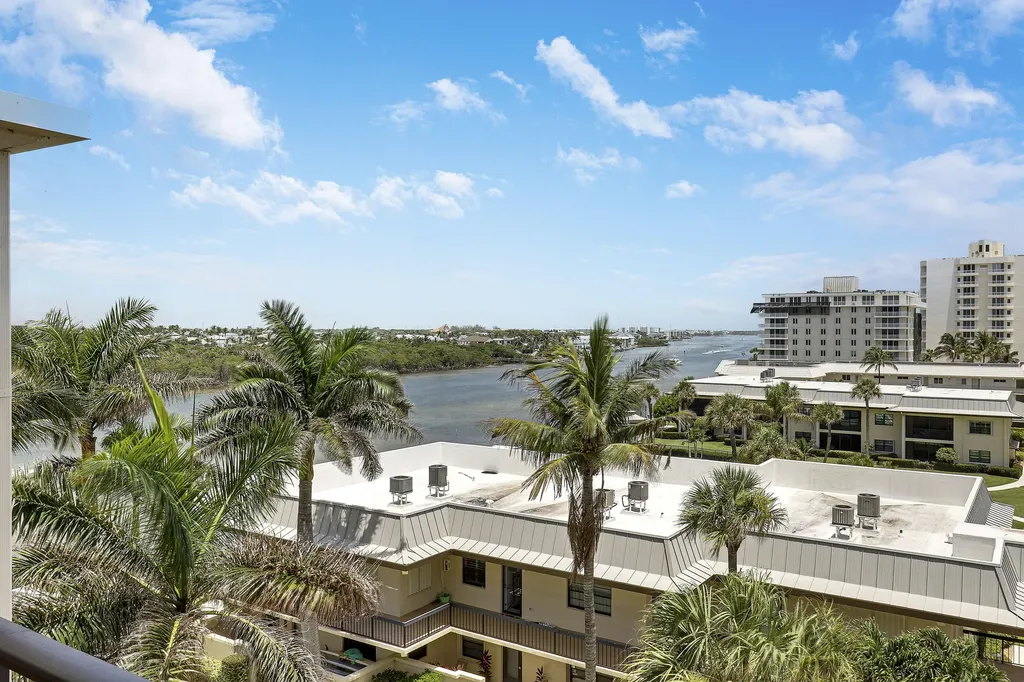 225 S Beach Road Jupiter FL 33469