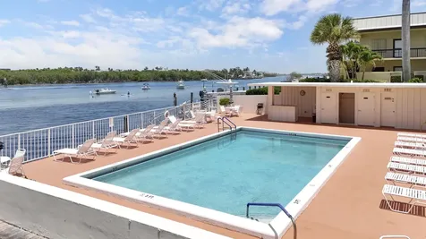 225 S Beach Road Jupiter FL 33469