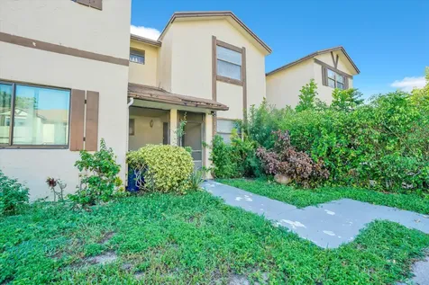 7357 NW 34th Street Lauderhill FL 33319