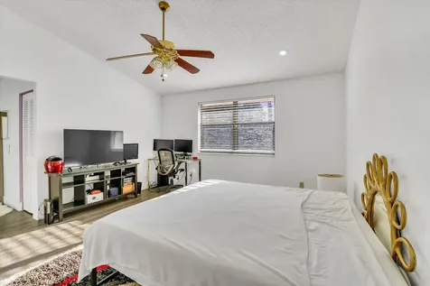 7357 NW 34th Street Lauderhill FL 33319