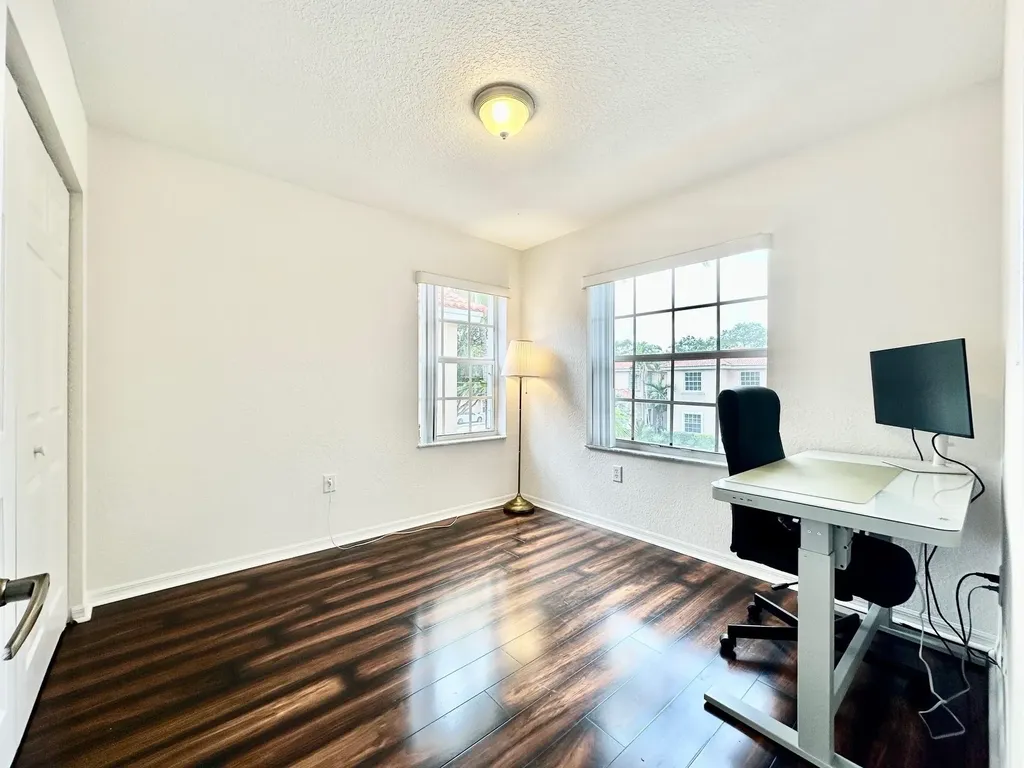 639 NW 130th Way Pembroke Pines FL 33028
