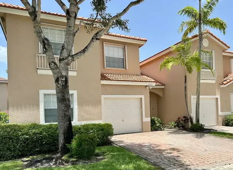 639 NW 130th Way Pembroke Pines FL 33028