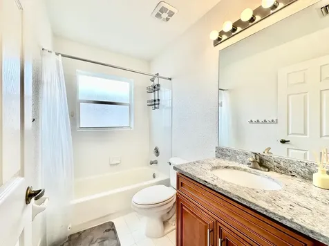 639 NW 130th Way Pembroke Pines FL 33028