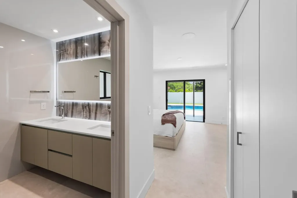 1291 Bimini Lane Singer Island FL 33404