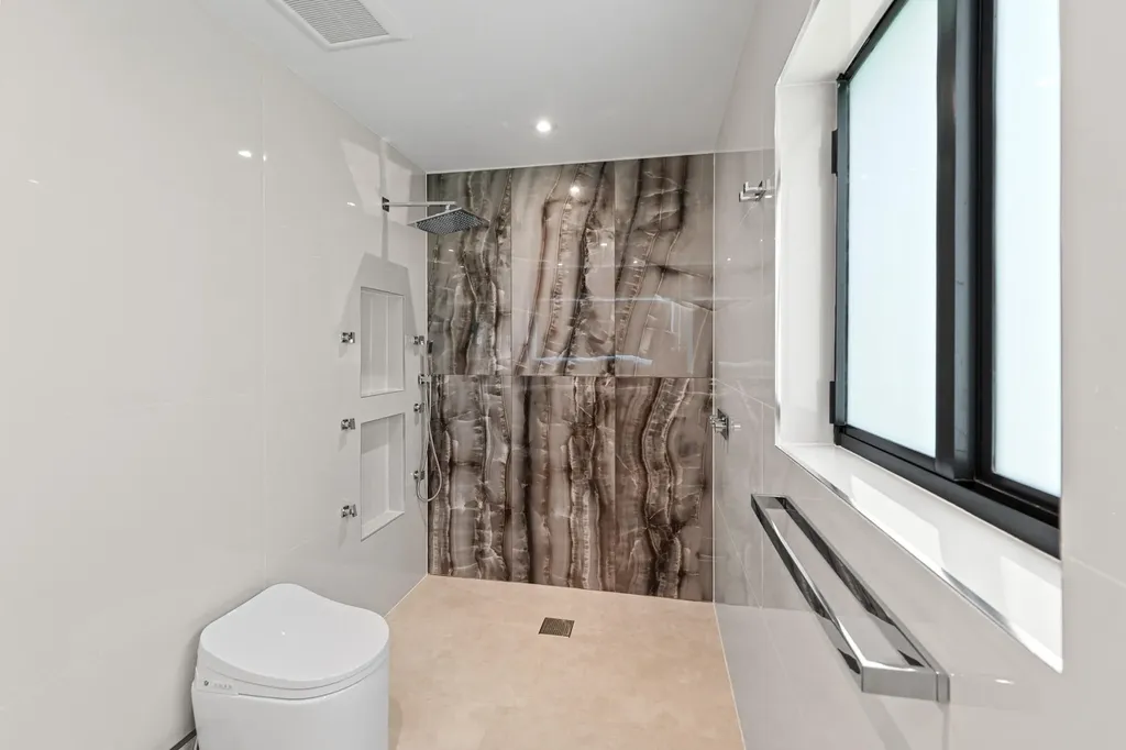 1291 Bimini Lane Singer Island FL 33404