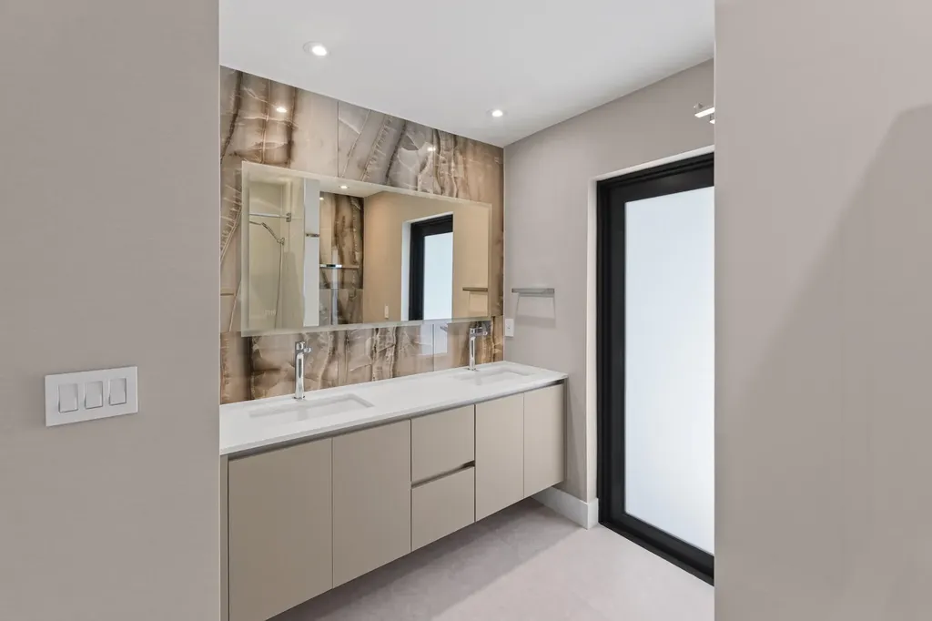 1291 Bimini Lane Singer Island FL 33404