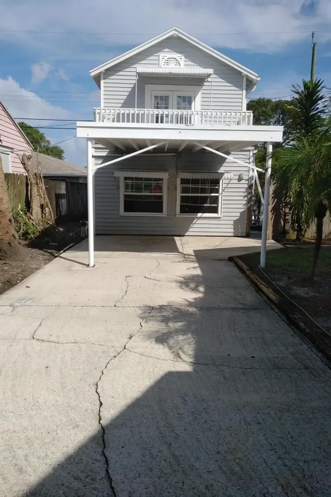 918 S M Street Lake Worth Beach FL 33460