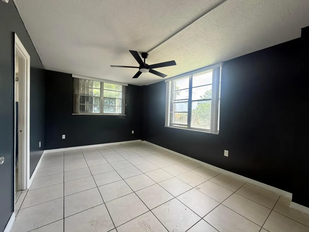 15600 NW 7th Avenue Miami FL 33169
