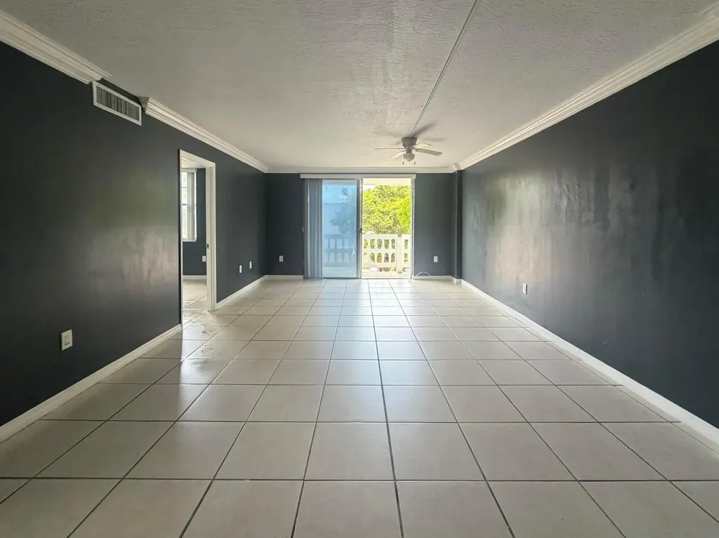 15600 NW 7th Avenue Miami FL 33169