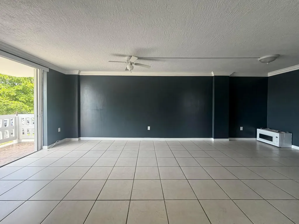 15600 NW 7th Avenue Miami FL 33169