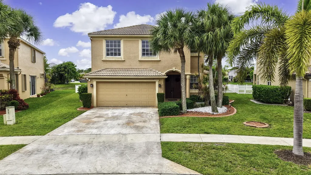 2753 Misty Oaks Circle Royal Palm Beach FL 33411
