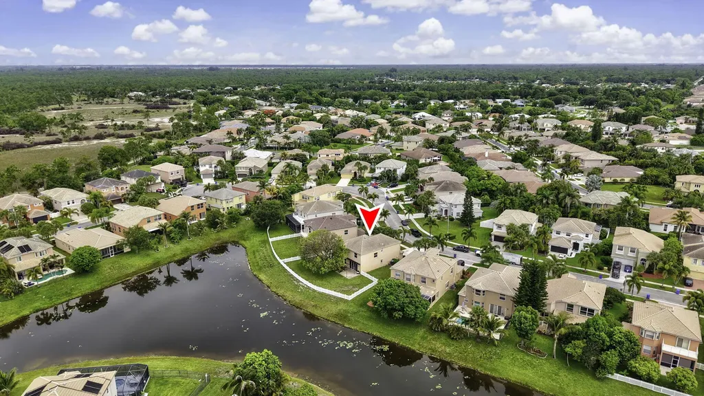 2753 Misty Oaks Circle Royal Palm Beach FL 33411