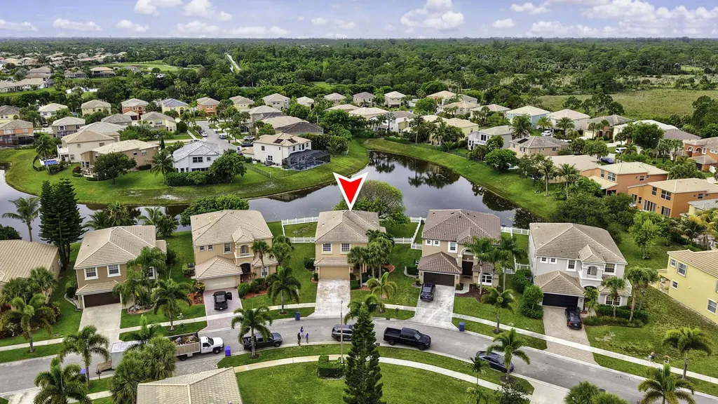 2753 Misty Oaks Circle Royal Palm Beach FL 33411