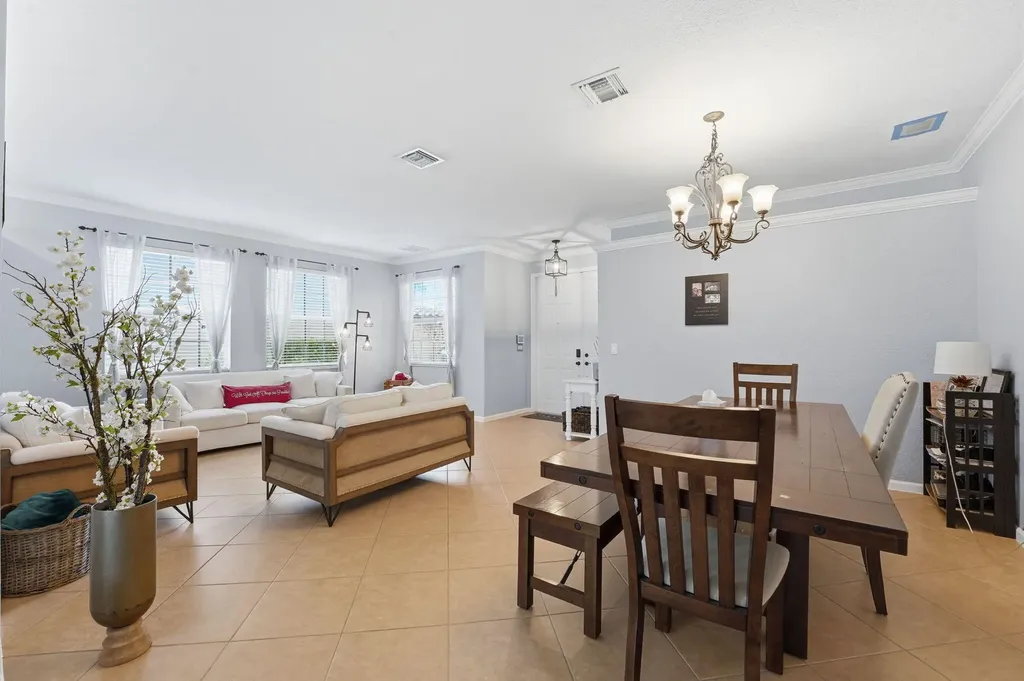 2753 Misty Oaks Circle Royal Palm Beach FL 33411