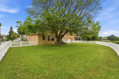 2753 Misty Oaks Circle Royal Palm Beach FL 33411