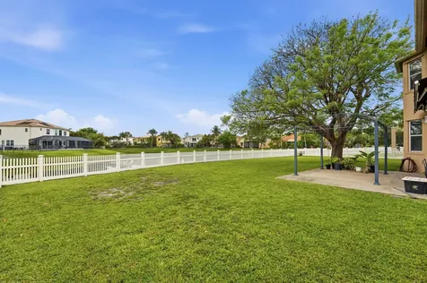 2753 Misty Oaks Circle Royal Palm Beach FL 33411