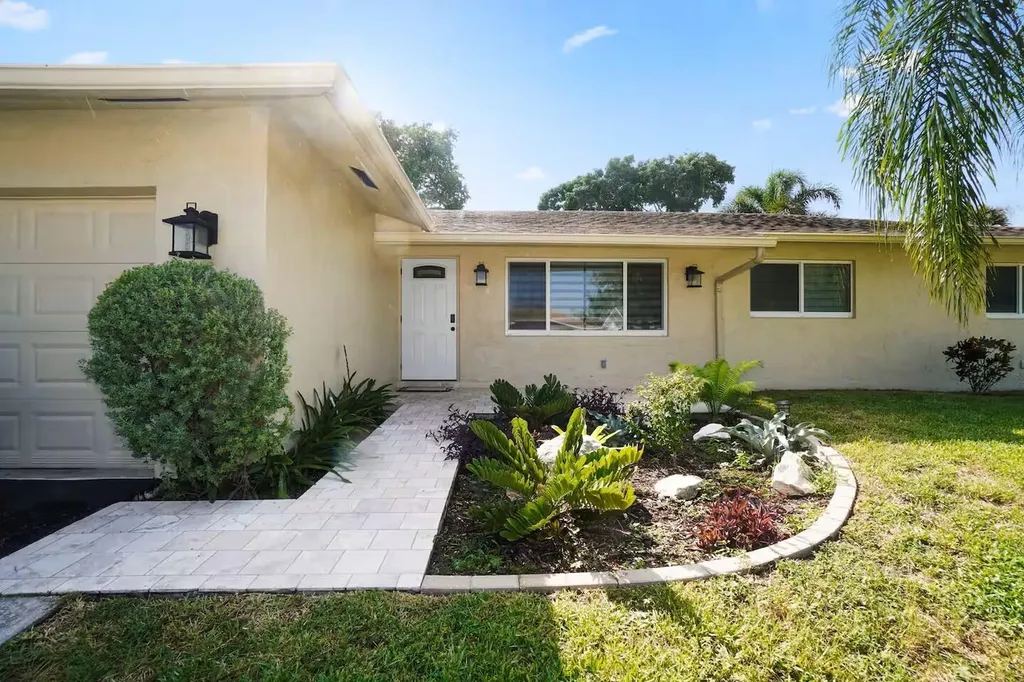 6741 NW 26th Way Fort Lauderdale FL 33309