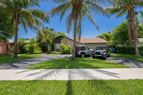 8210 SW 4th Place North Lauderdale FL 33068