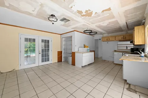 8210 SW 4th Place North Lauderdale FL 33068