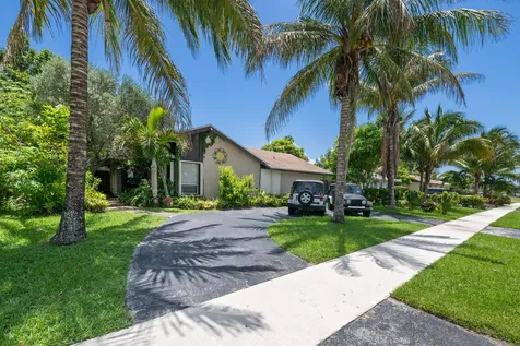 8210 SW 4th Place North Lauderdale FL 33068
