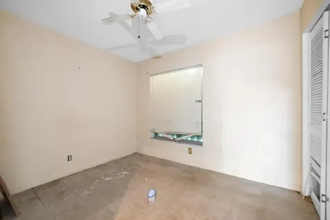 8210 SW 4th Place North Lauderdale FL 33068
