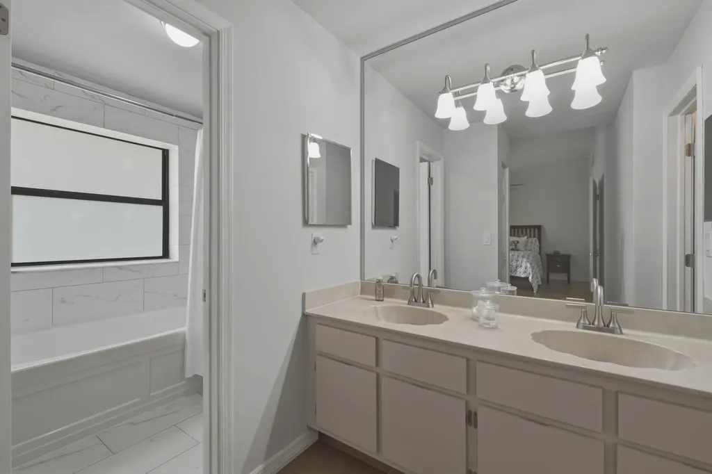 9014 Vineyard Lake Drive Plantation FL 33324