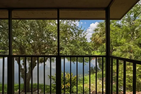 9014 Vineyard Lake Drive Plantation FL 33324