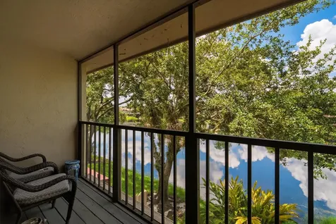 9014 Vineyard Lake Drive Plantation FL 33324
