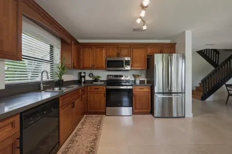 9014 Vineyard Lake Drive Plantation FL 33324