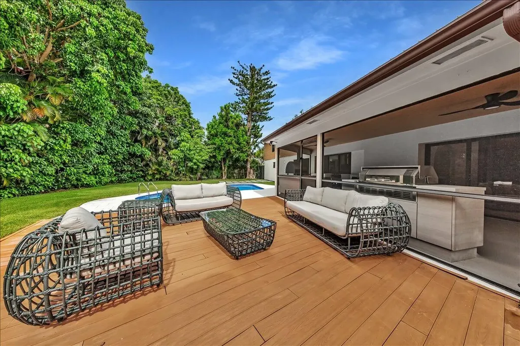 342 N Fairway N Tequesta FL 33469