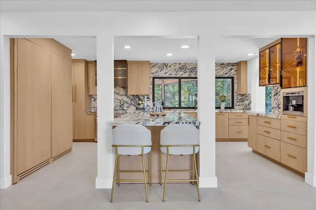 342 N Fairway N Tequesta FL 33469