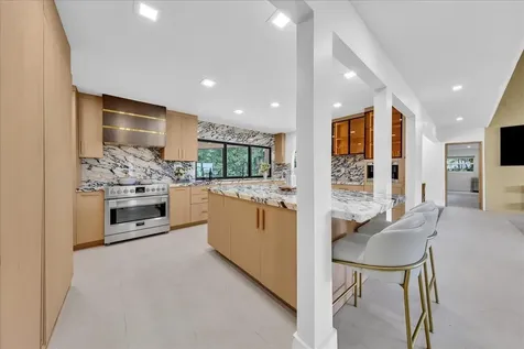 342 N Fairway N Tequesta FL 33469