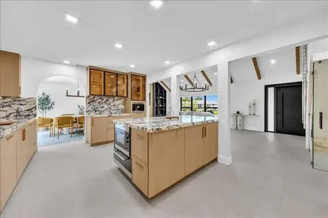 342 N Fairway N Tequesta FL 33469