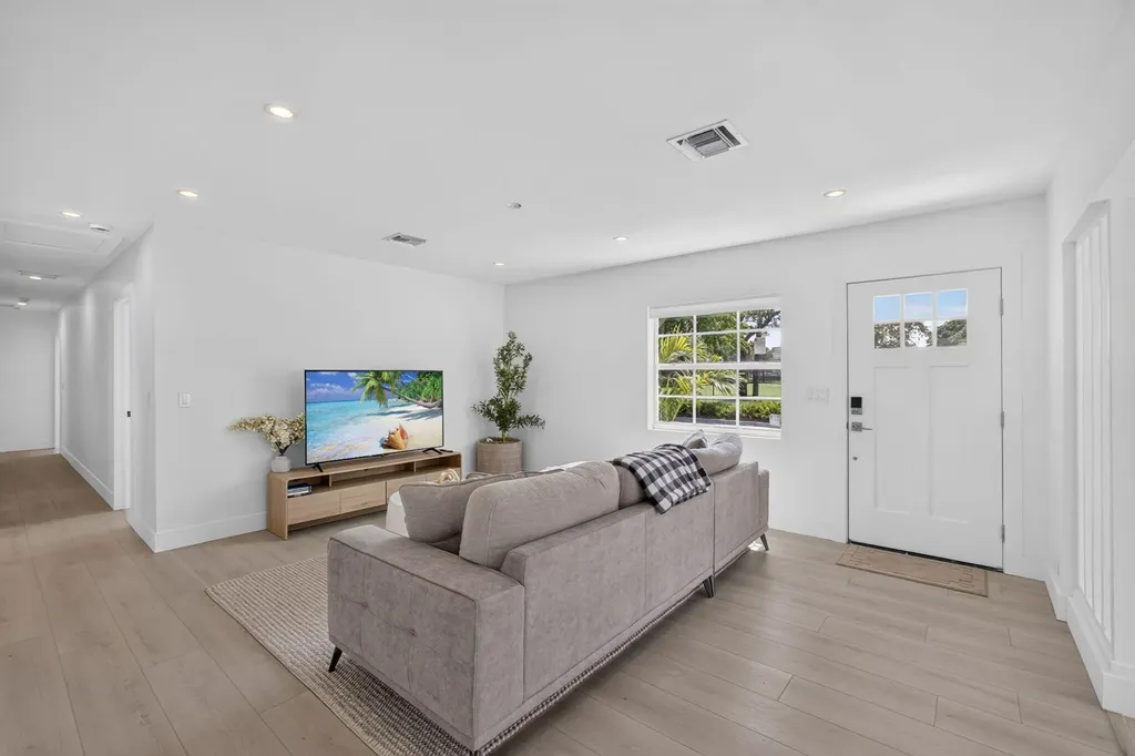 3400 Parker Avenue West Palm Beach FL 33405