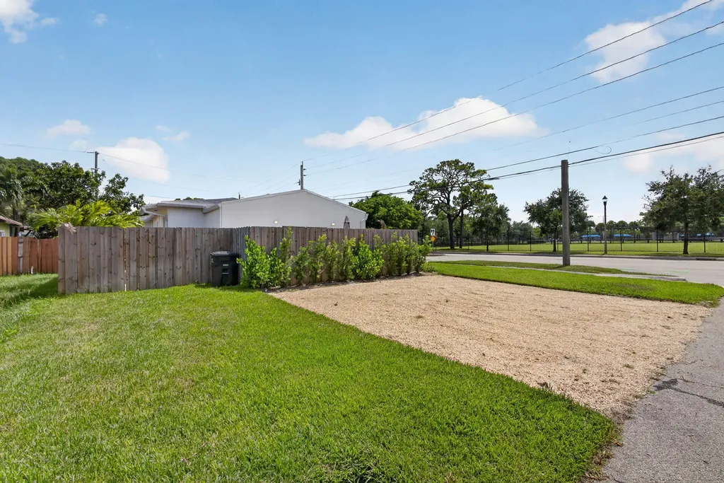 3400 Parker Avenue West Palm Beach FL 33405