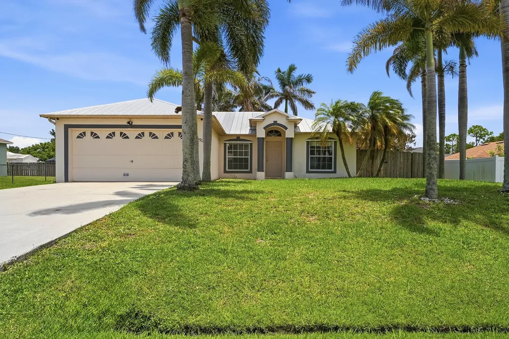 292 SW Pagoda Terrace Port St Lucie FL 34984